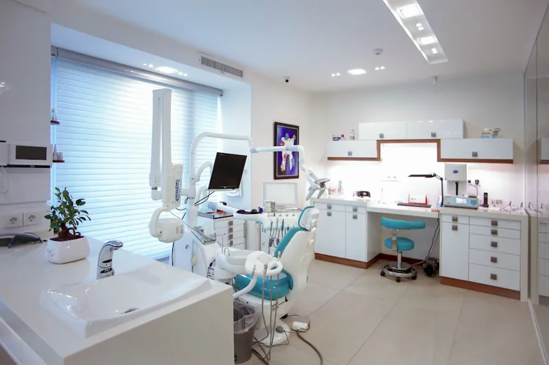 Fasilitas Ruang Periksa Modern Klinik Pratama Medika Wilis Malang